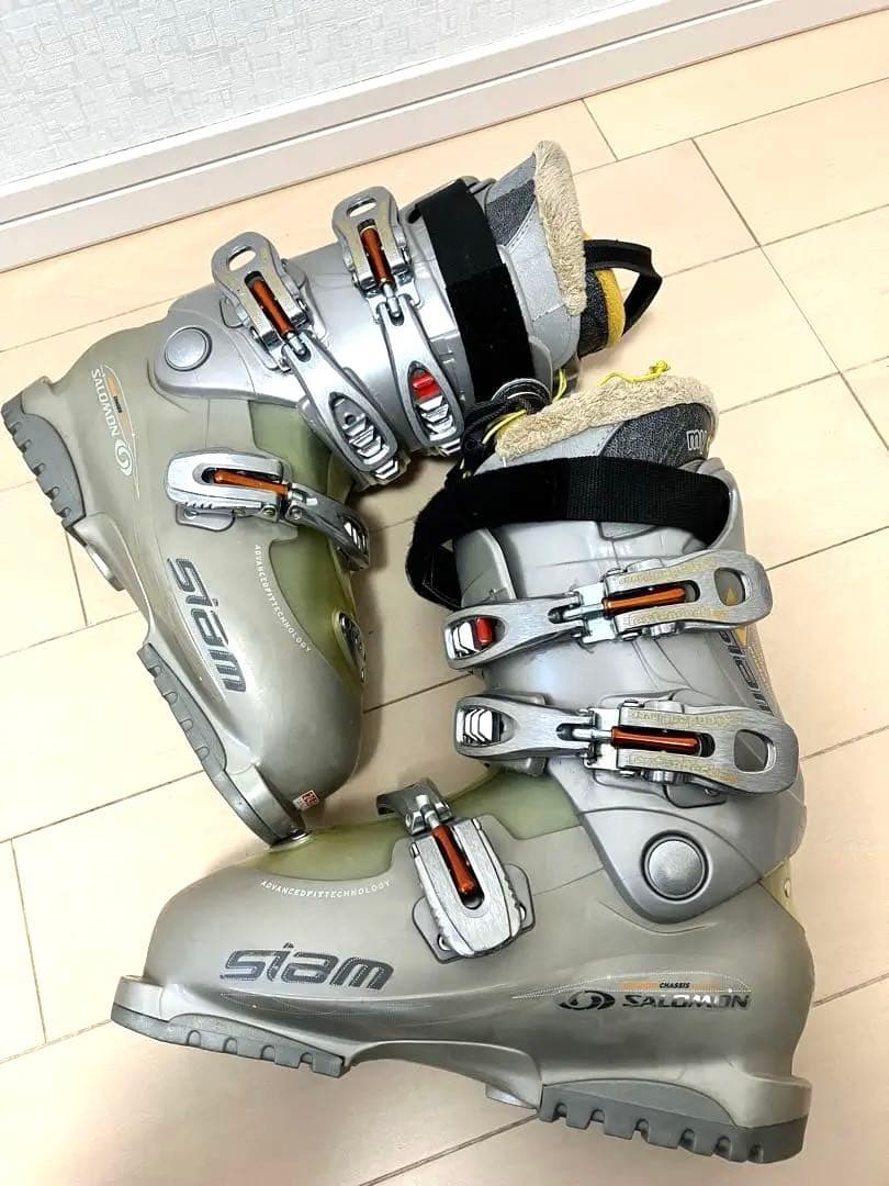 ATOMIC ショートスキー　スキーボード　 サロモン　 24 ブーツ　大阪
