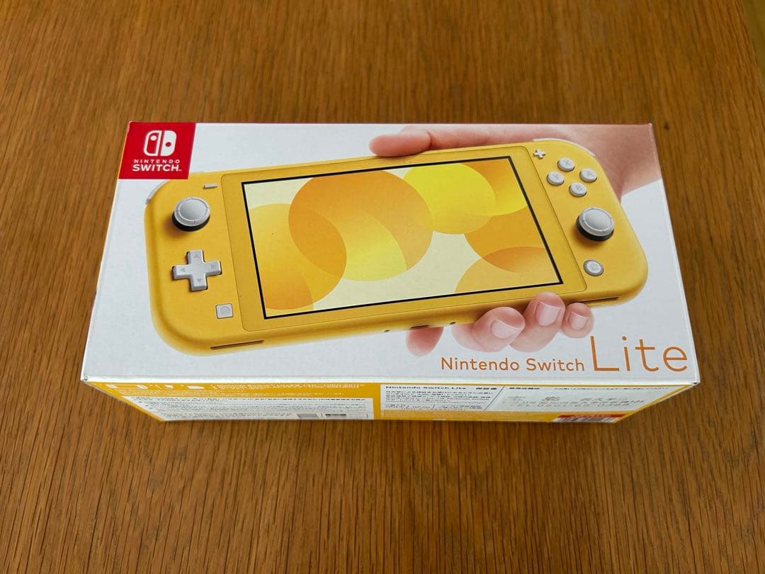 ニンテンドーSwitchライト本体　イエロー