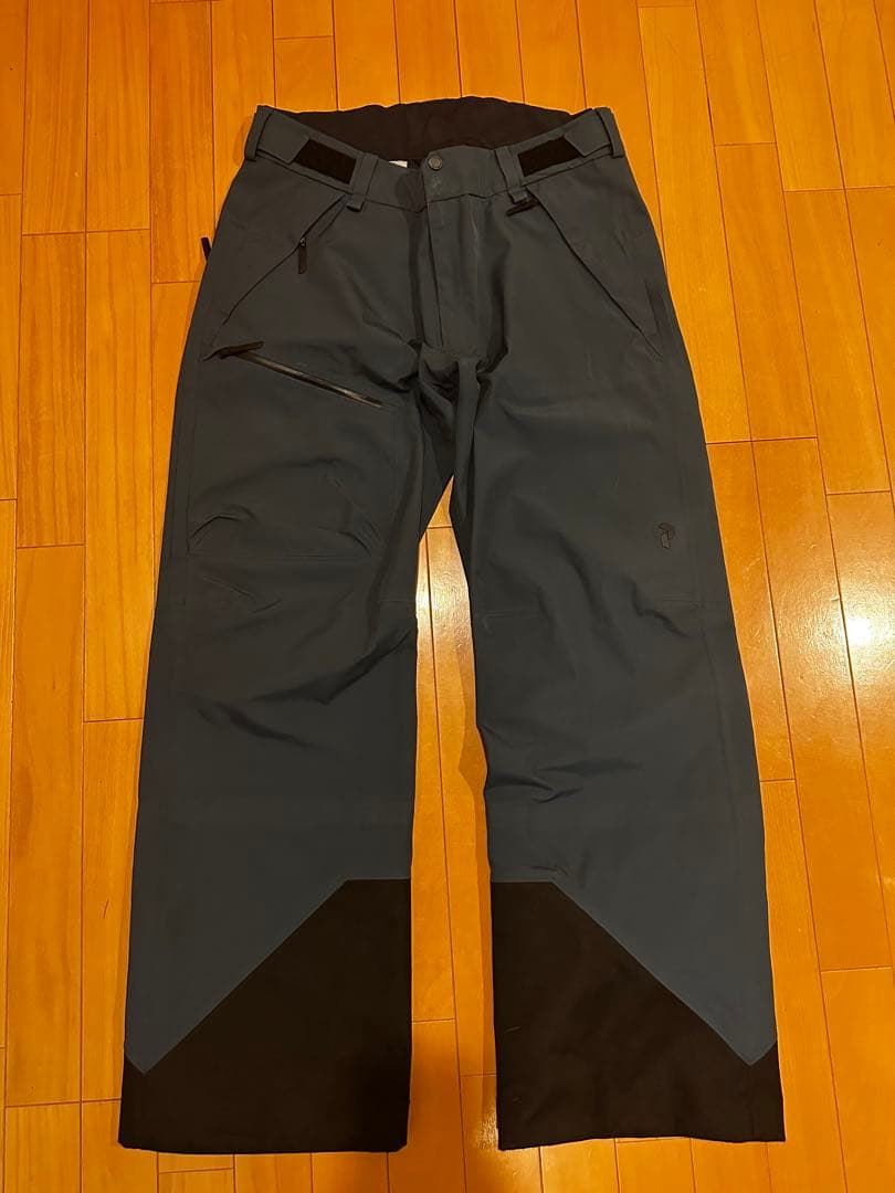 ピークパフォーマンススキーウェア