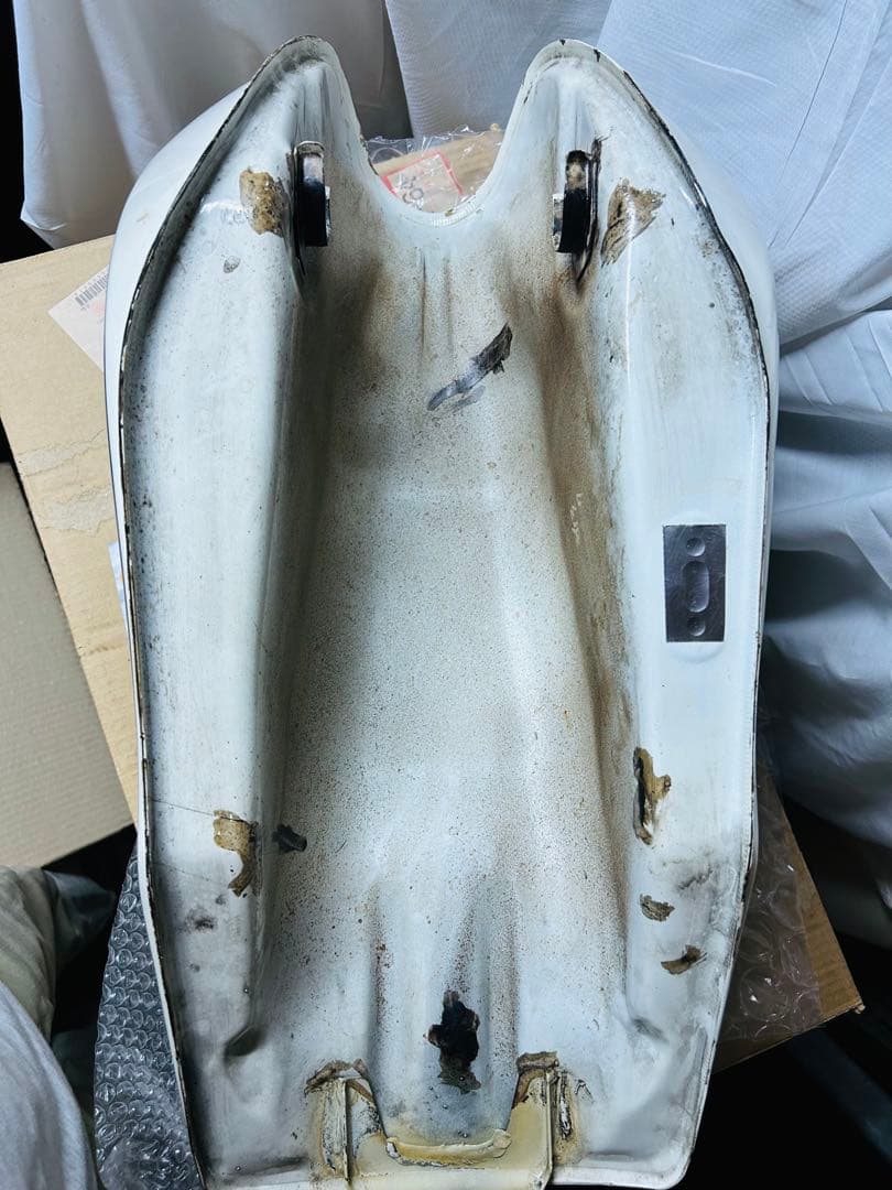 値下げ‼️ ヤマハRZ250純正タンク初期型4L3