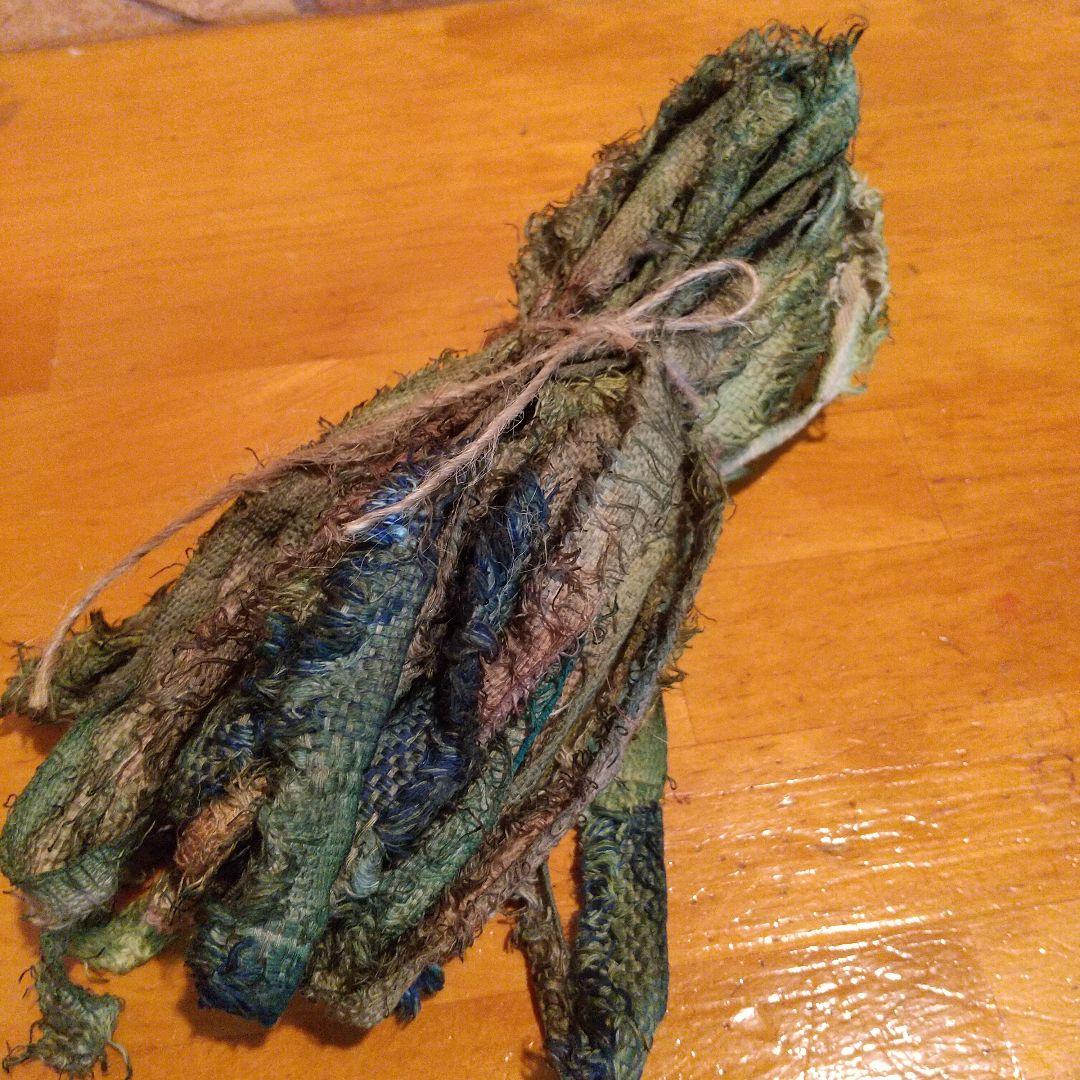 クユラ③ジャンクジャーナル素材。フリンジ生地耳手染め糸