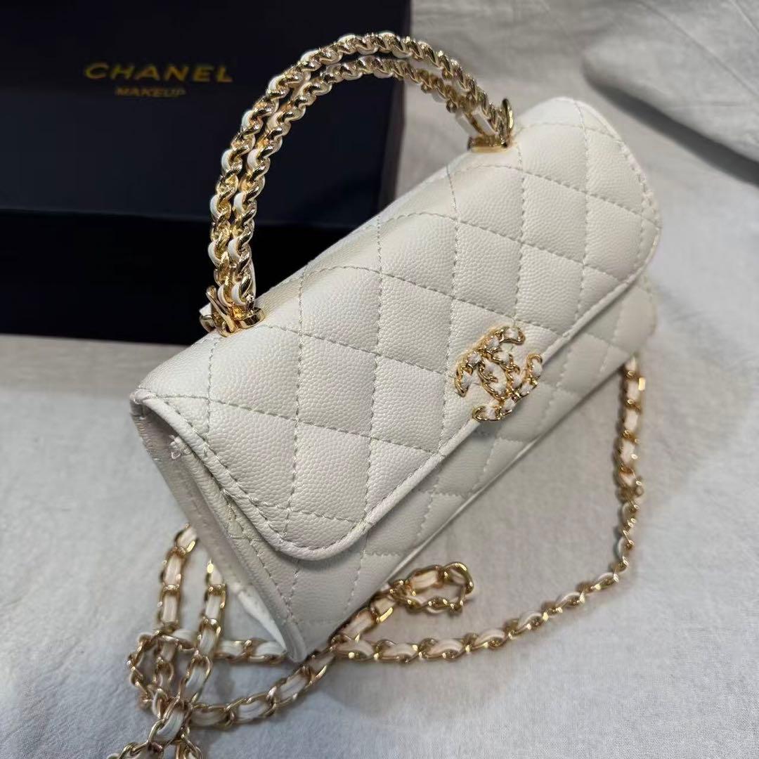 VIP限定ノベルティ チェーンショルダーバッグ ホワイト