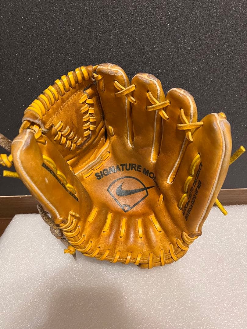 ★希少★ NIKE ナイキ 松坂モデル 一般軟式用 投手 ピッチャー 指カバー①