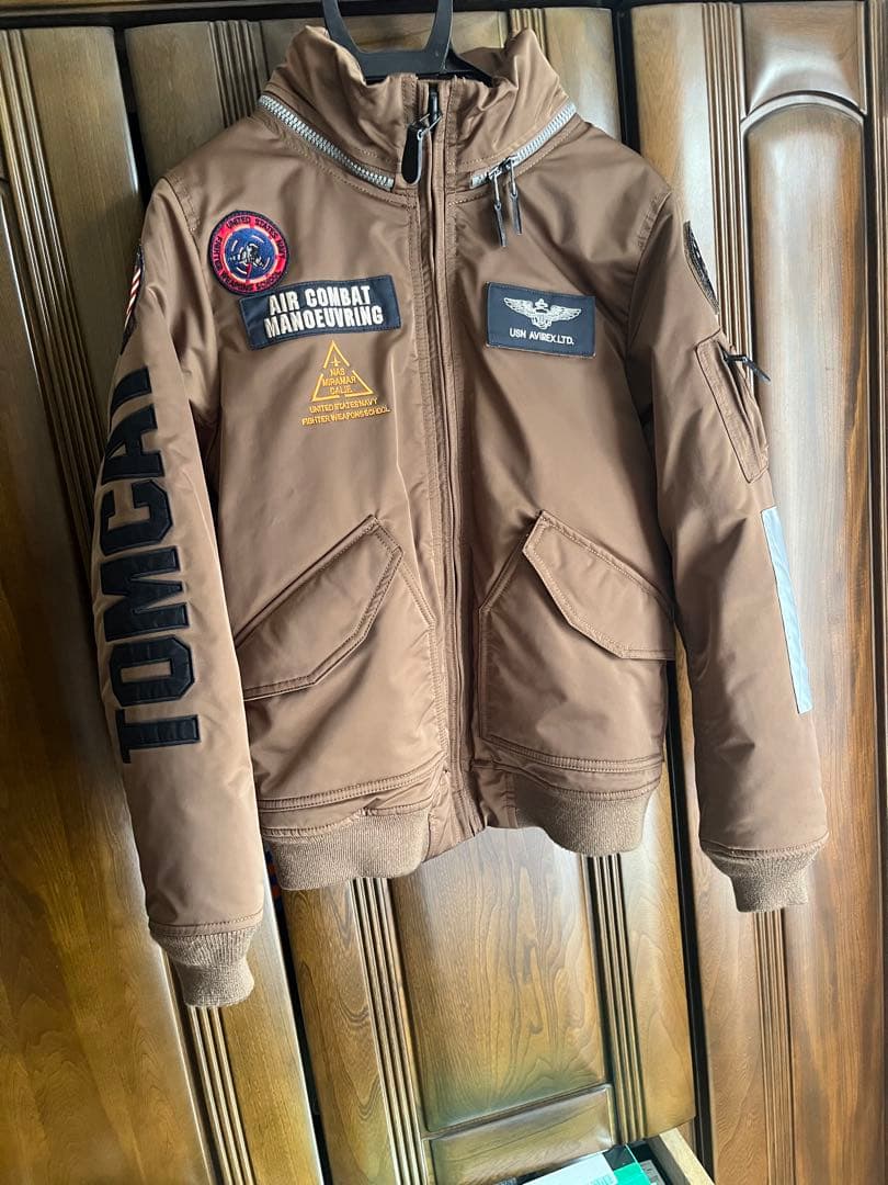 希望額へ　超美品　AVIREX トップガン TOPGUNジャケット　サイズL