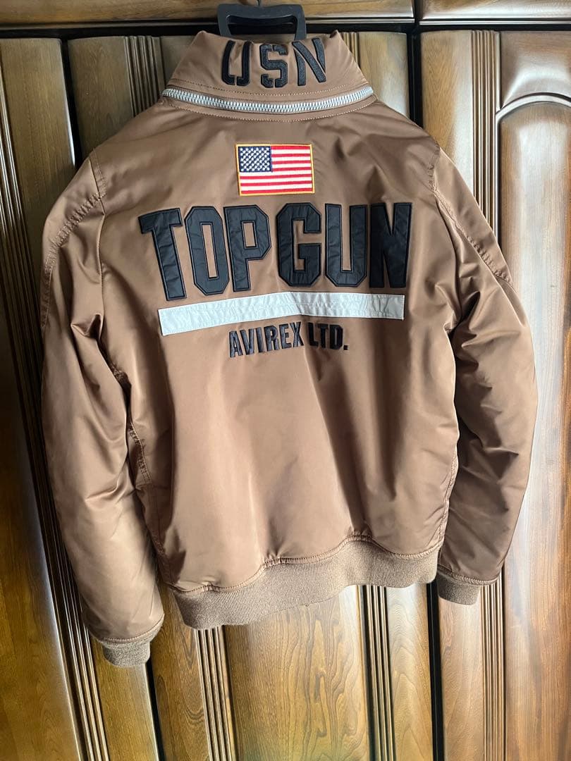 希望額へ　超美品　AVIREX トップガン TOPGUNジャケット　サイズL