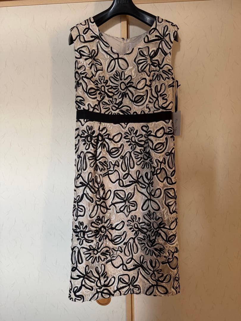 ☆最終お値下げ価格☆新品未使用タグ付☆グレースクラス　ワンピース