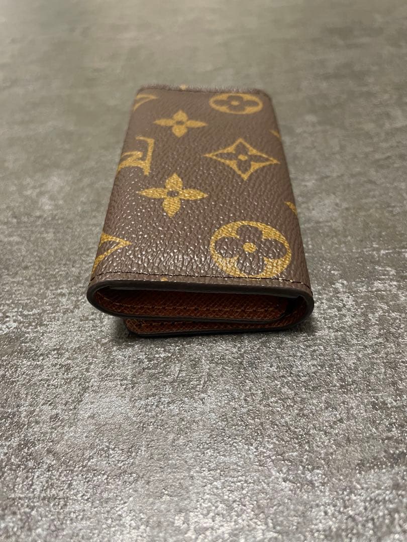 Louis Vuitton モノグラムキーケース　ミュルティクレ 4 キーケース