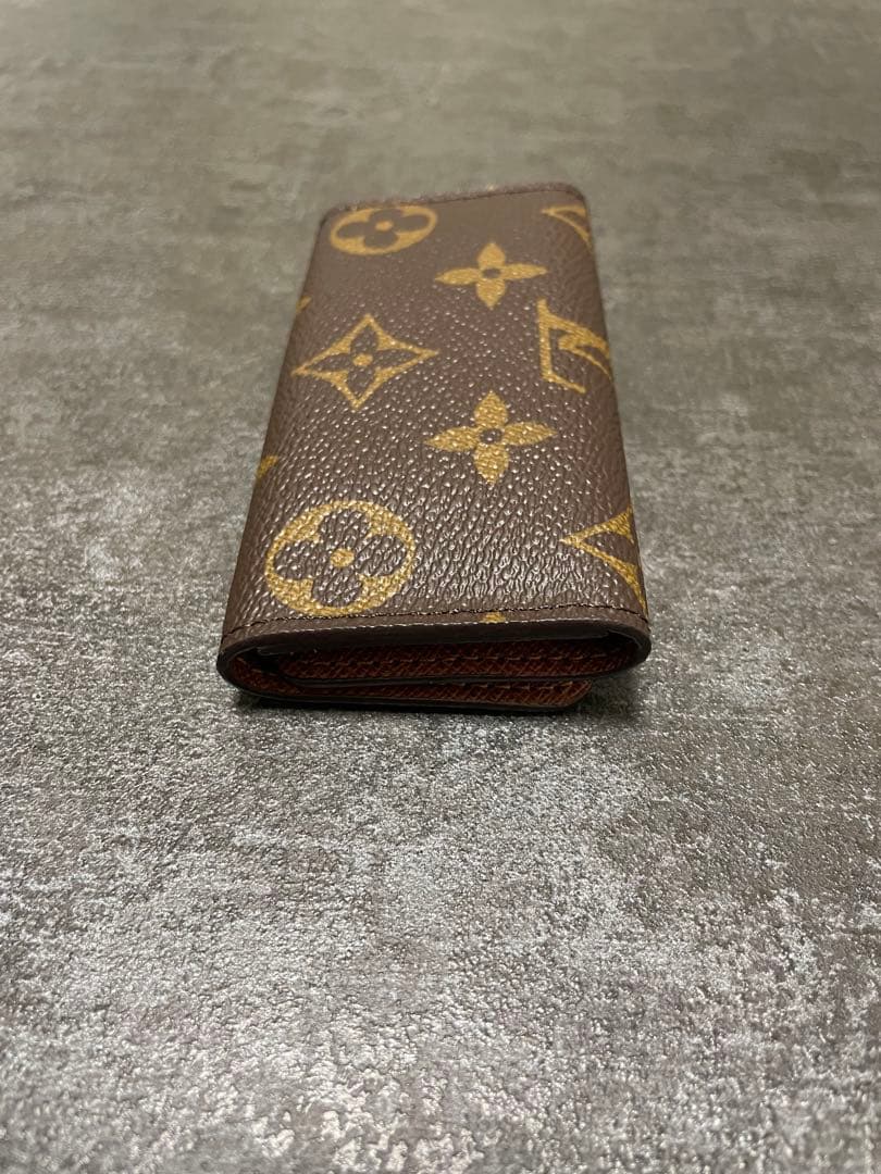 Louis Vuitton モノグラムキーケース　ミュルティクレ 4 キーケース