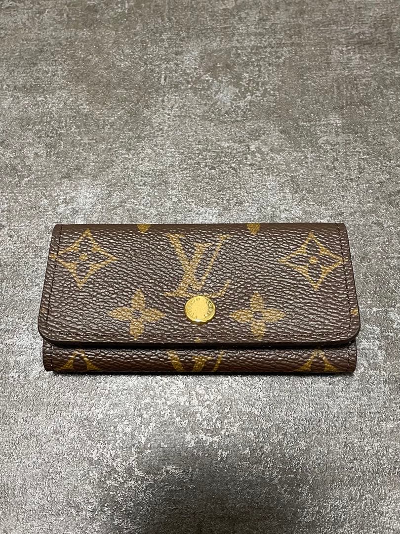 Louis Vuitton モノグラムキーケース　ミュルティクレ 4 キーケース