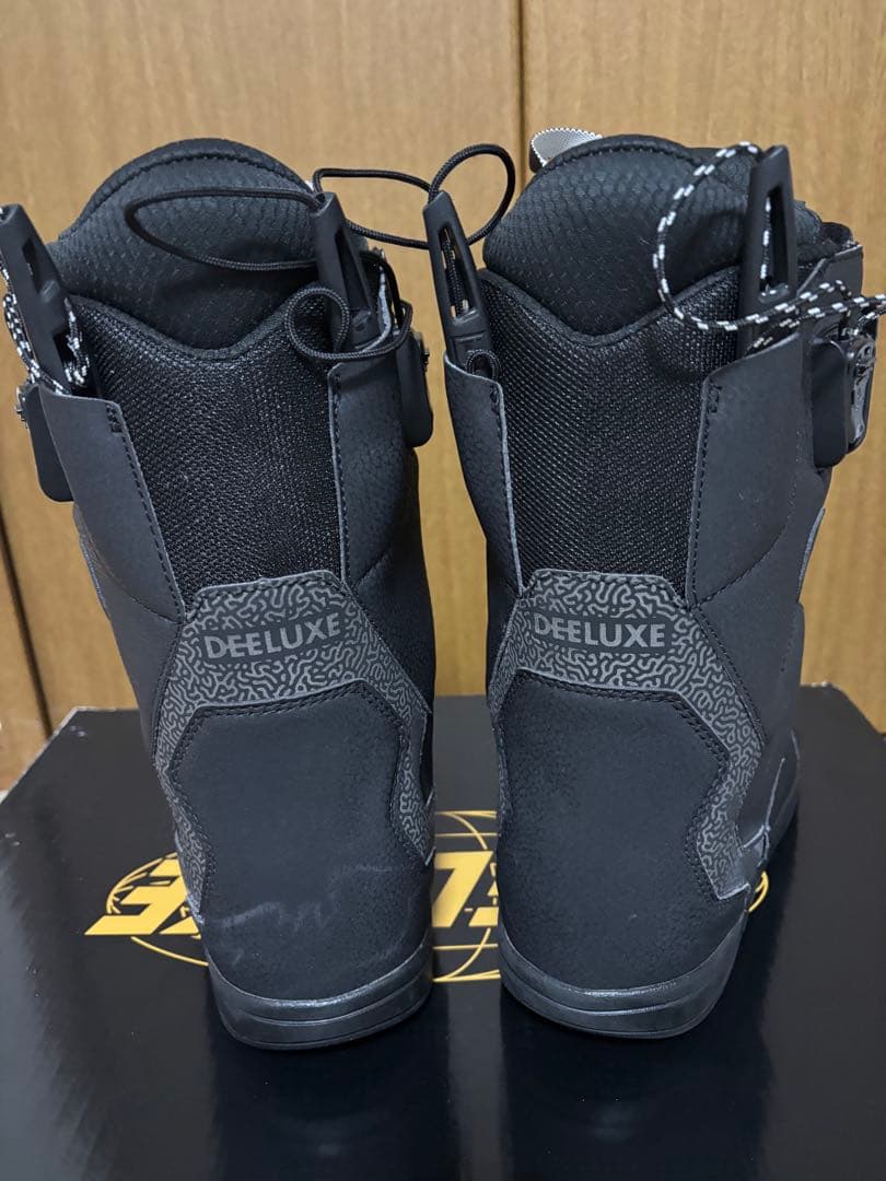 ディーラックス　TEAM ID RALA