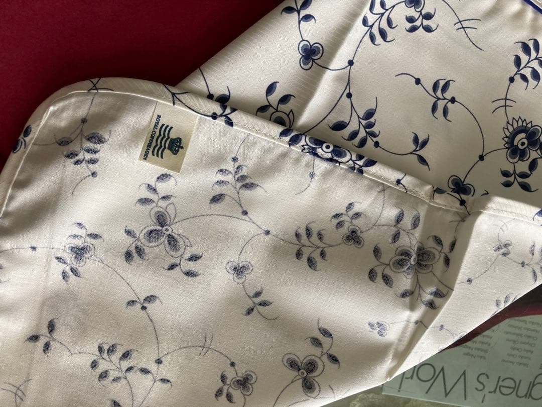 ロイヤルコペンハーゲン(ブルーフラワー)デンマーク製布ナフキン6枚セット