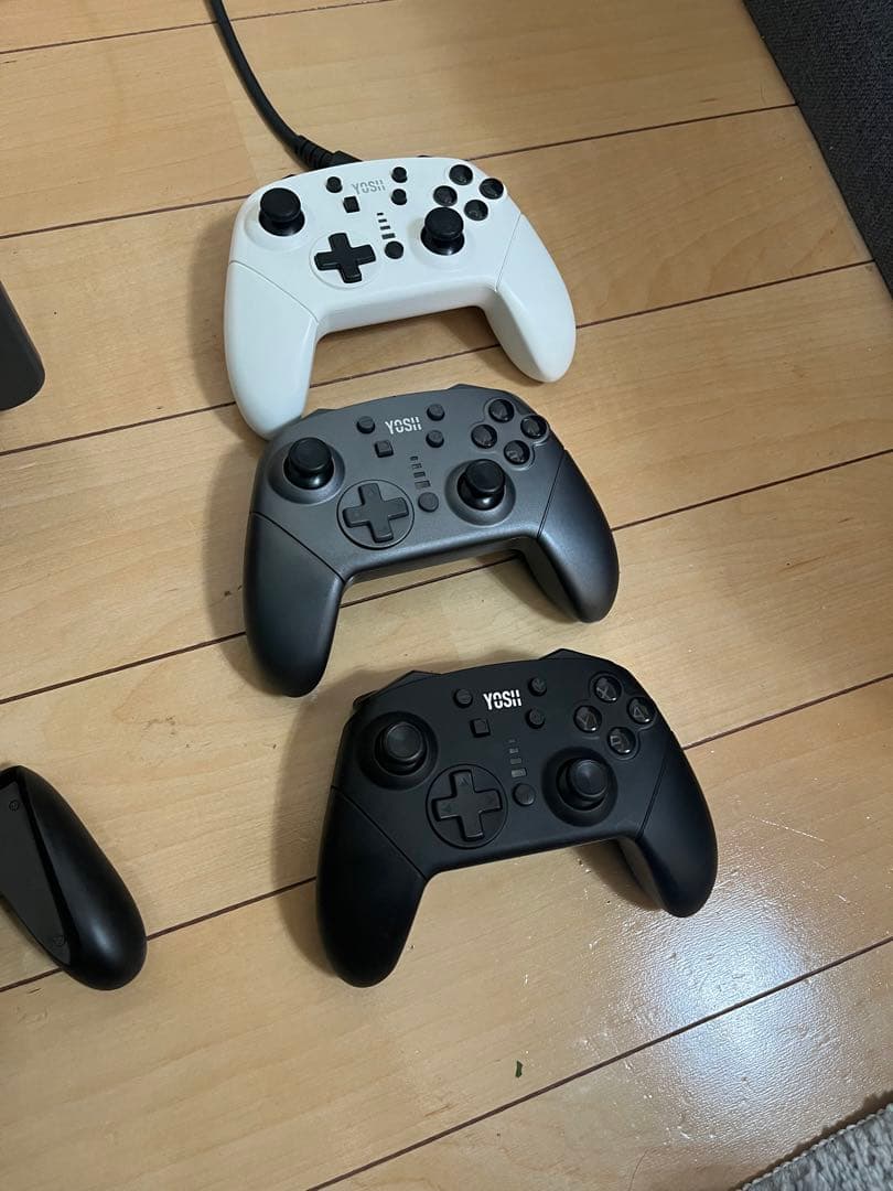 任天堂　switch本体　付属品