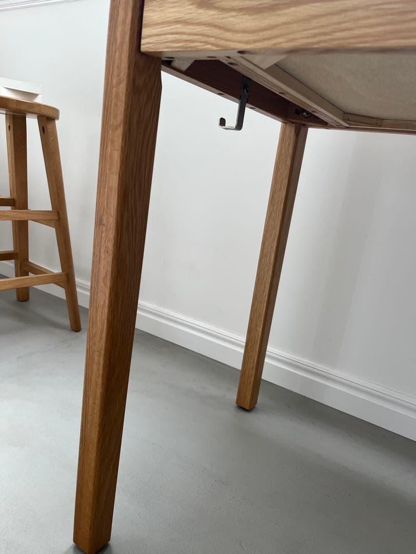 無印良品　学習机　オーク無垢材　東京都江戸川区直接引き取り限定　傷あり