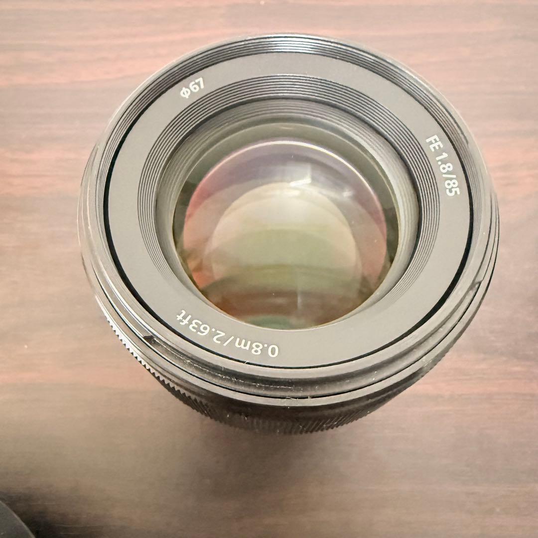 Sony FE 85mm F1.8 レンズ