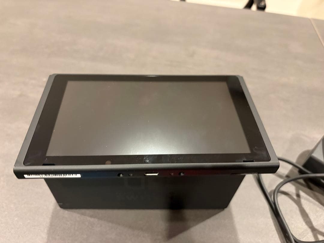 Nintendo Switch 本体 Joy-Con付き