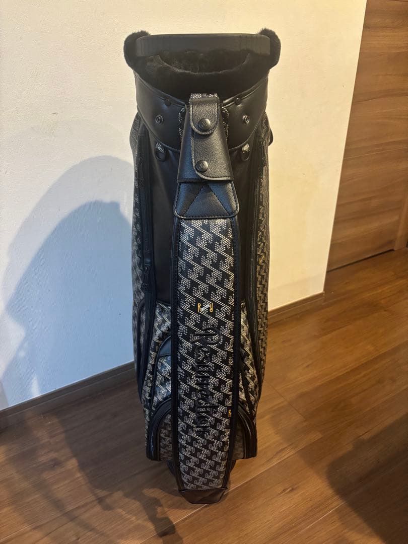 レザレクション　パーヴォー No.4 / モノブラック