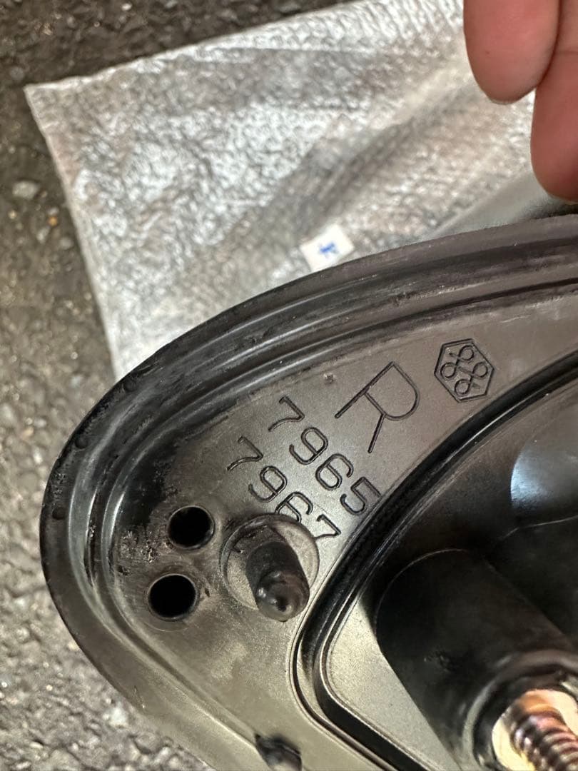 ハイエース　200系　ヘッドライト　テール　ミラー　純正セット