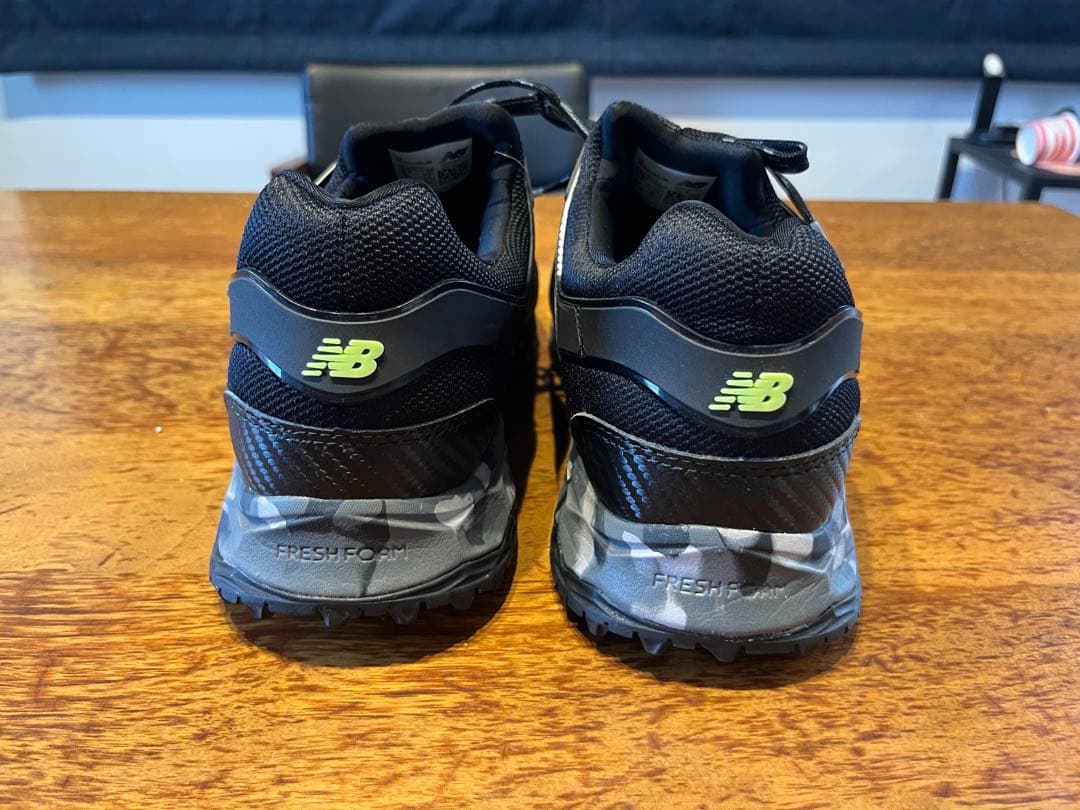 New Balance Fresh Foam ブラック/ライム　ニューバランス