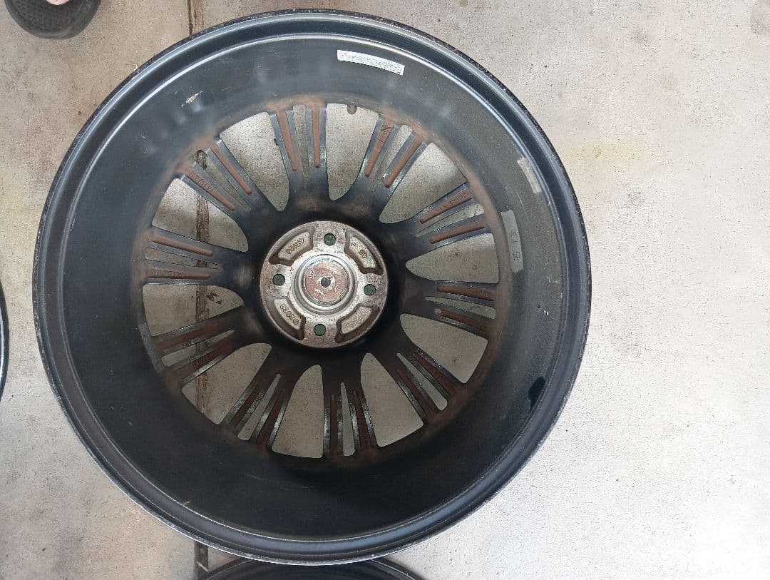 17インチ 多スポークホイール ポリッシュ仕上げ