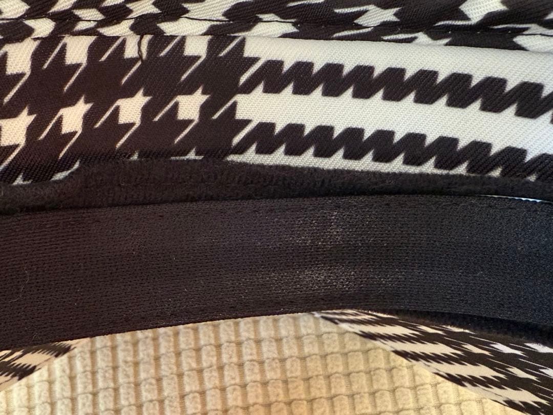 【試着のみ】PEARLY GATES チェック柄（千鳥格子）サンバイザー