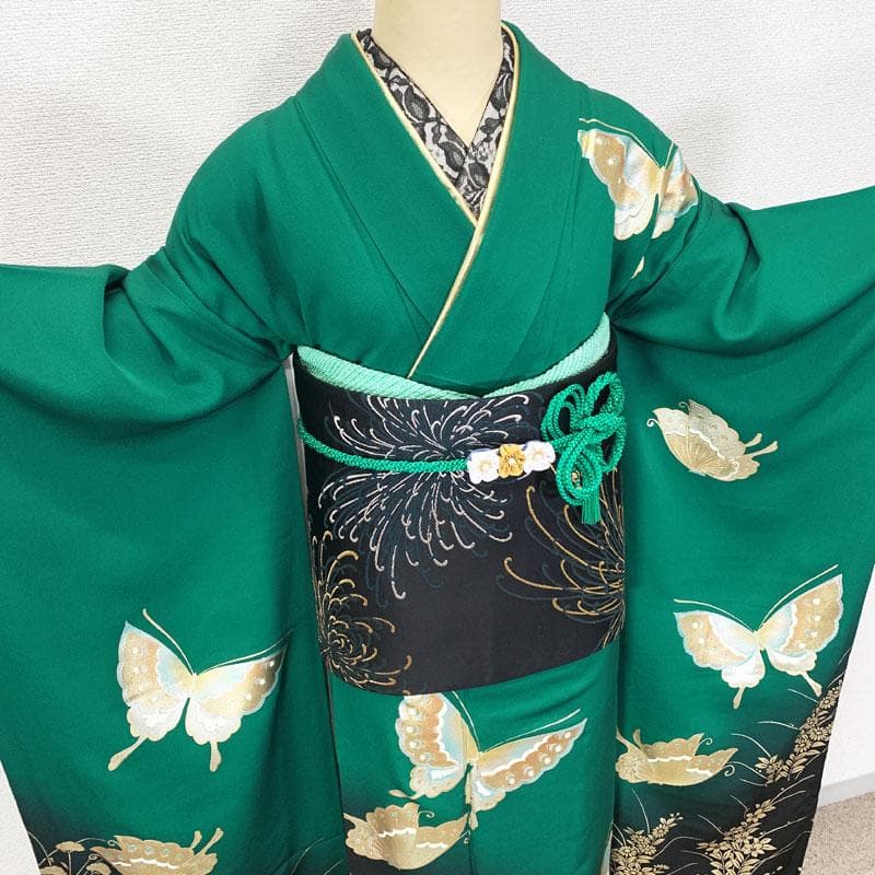 512z14☆振袖 古典柄 金銀彩 シンプル 蝶 緑×黒☆美品 成人式 結婚式