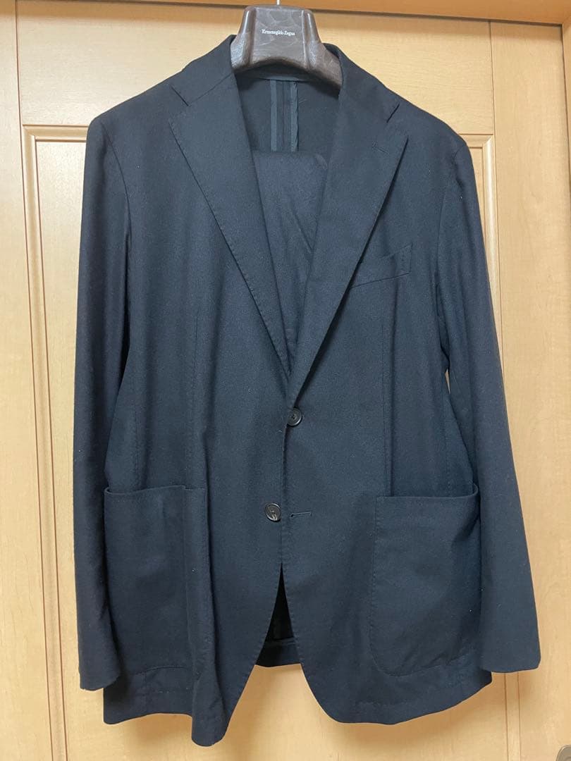 訳あり特価 お値引き可 TAGLIATORE スーツ 48 黒