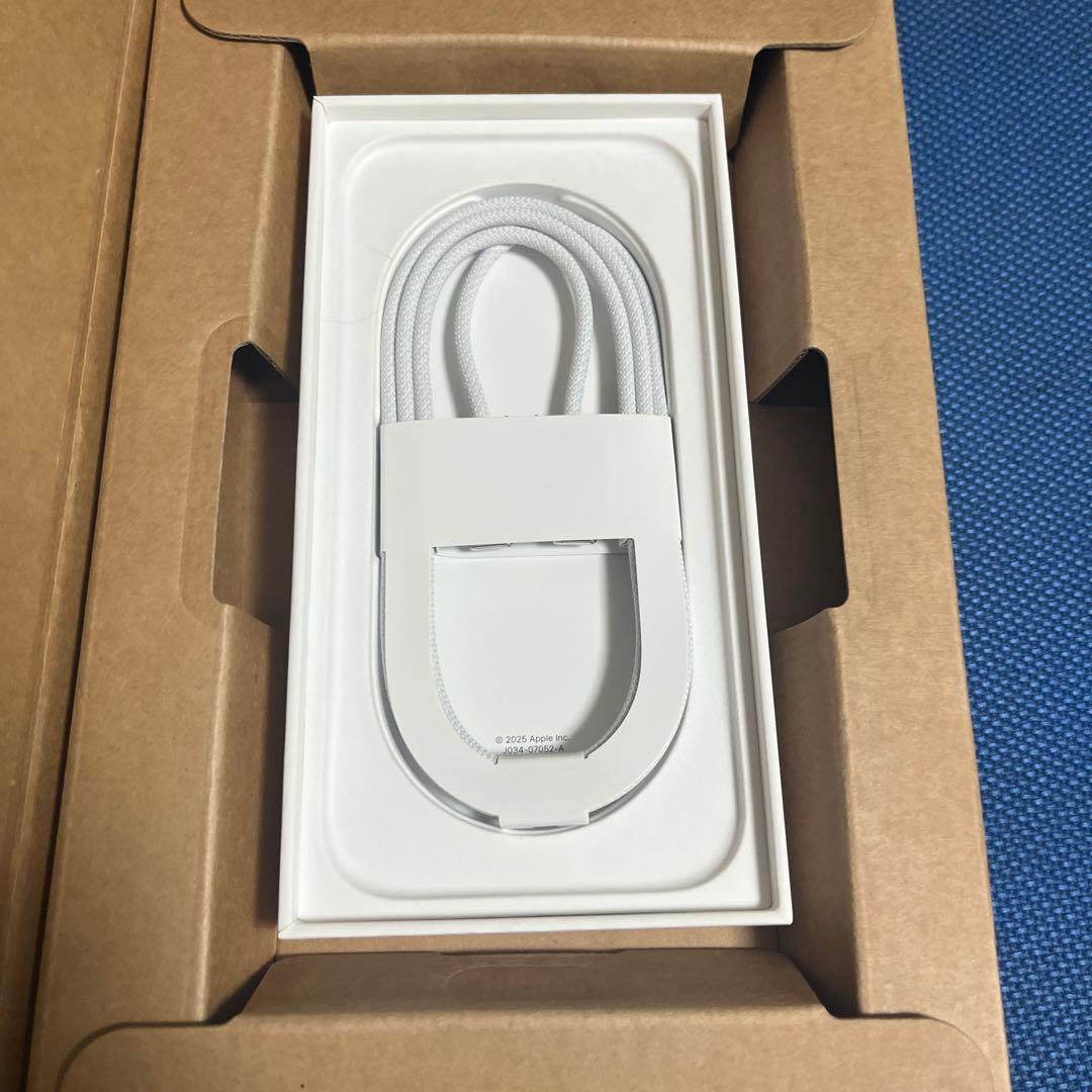 iPhone17 256GB simフリー