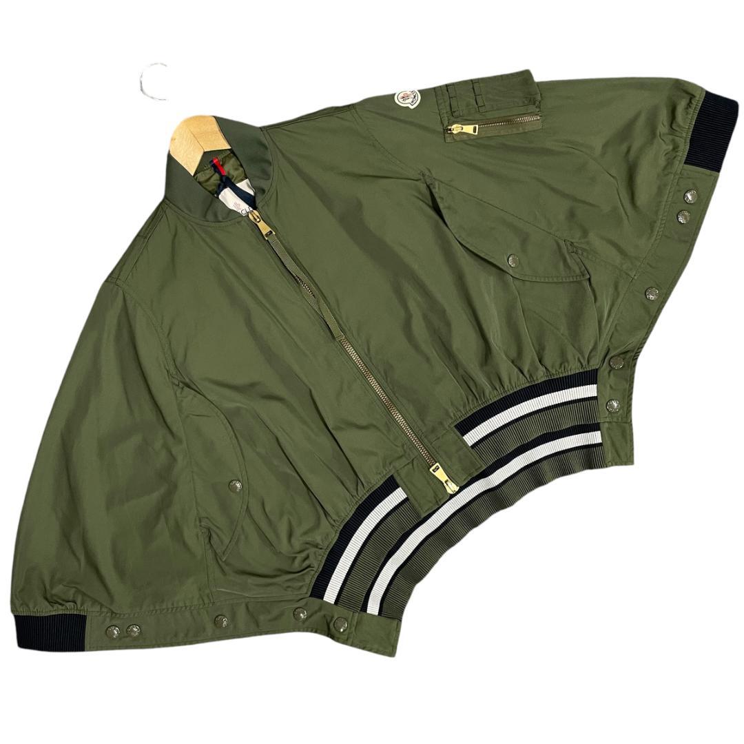 【未使用・タグ付き】MONCLER REBLOCHON ポンチョ カーキ