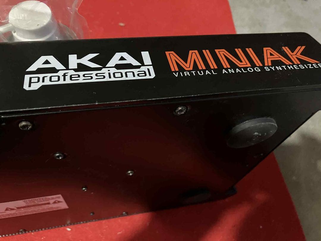 AKAI シンセサイザー MINIAK