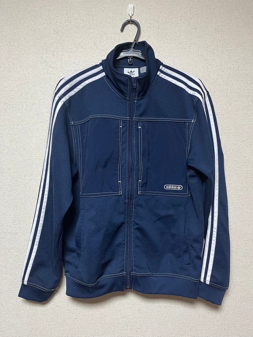 【入手困難モデル】アディダスオリジナルス トラックジャケット ステッチデザイン