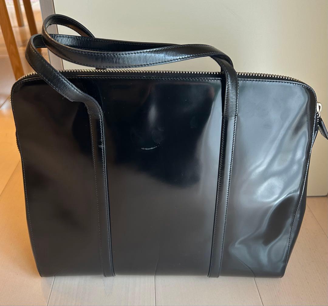 PRADA プラダ パテントレザー トートバッグ ハンドバッグ ロゴ型押し 黒