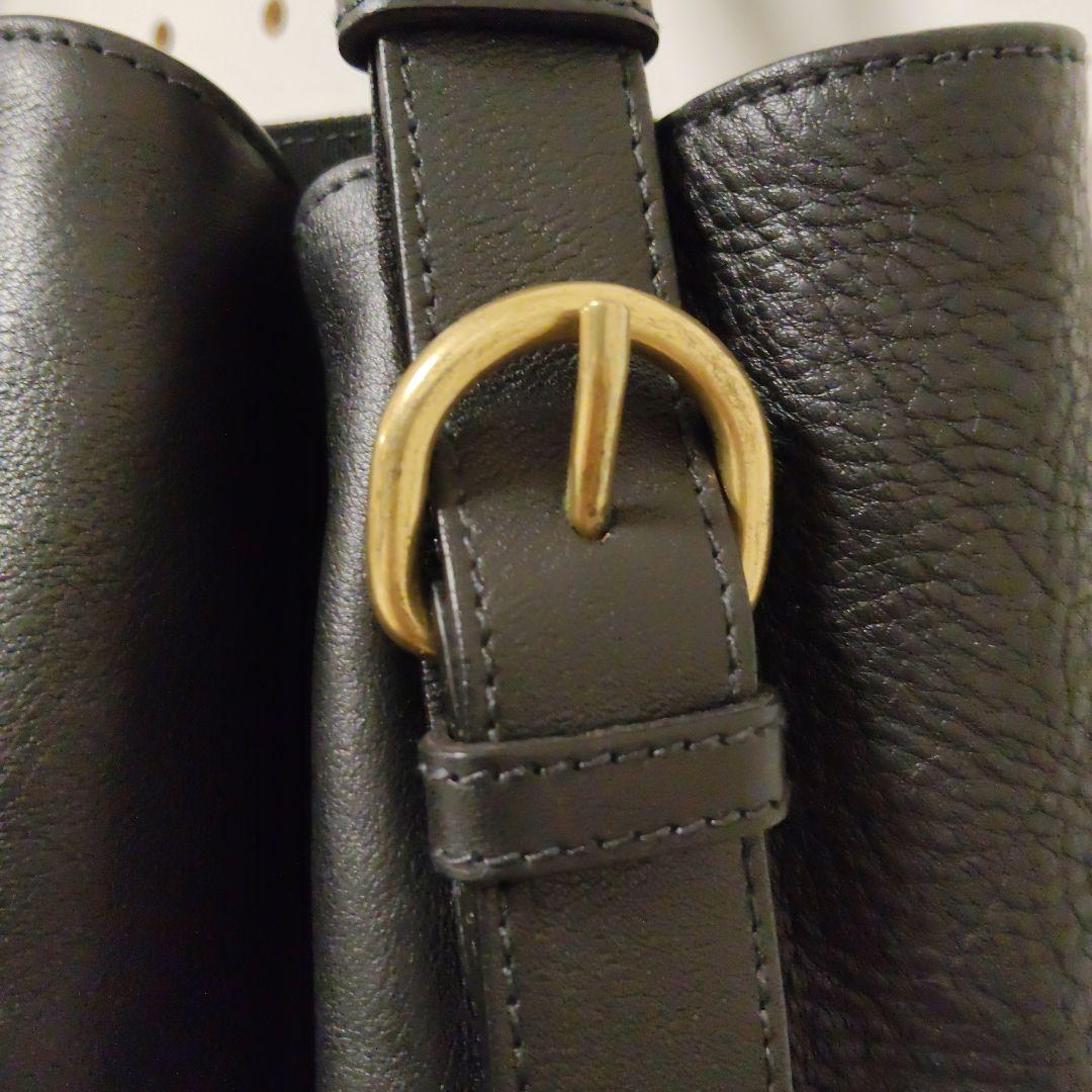 週末お値下げ★イルビゾンテ　黒のレザーショルダーバッグ