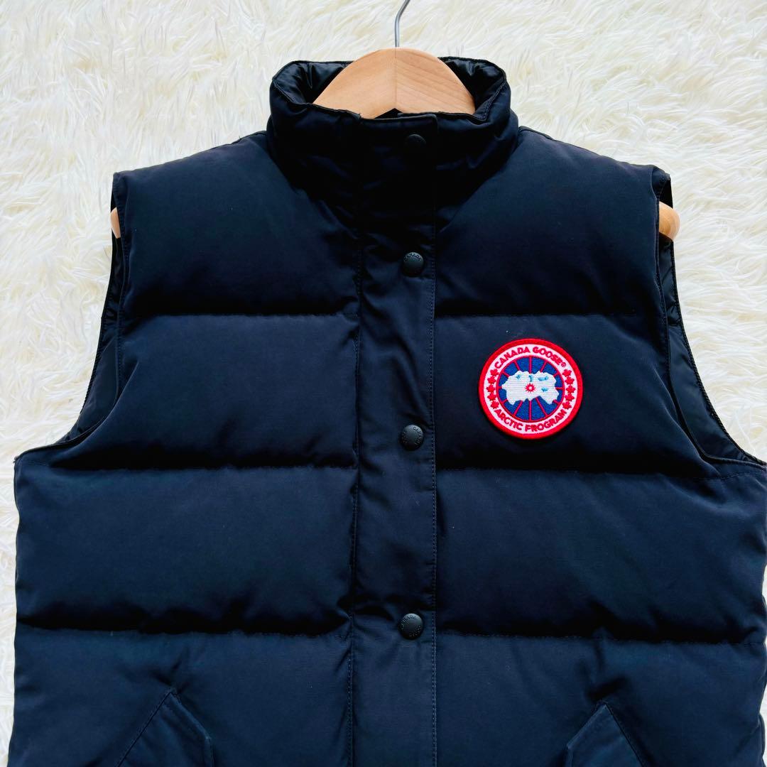 美品‼︎ カナダグース フリースタイルクルーベスト ダウン 黒 大きいサイズ M
