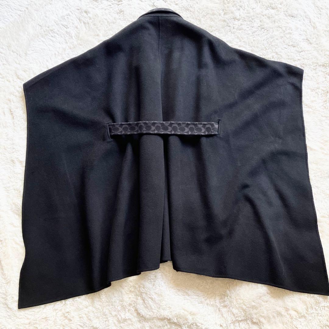 【美品】コーチ　COACH　シグネチャー　ケープ　ポンチョ　ブラック系