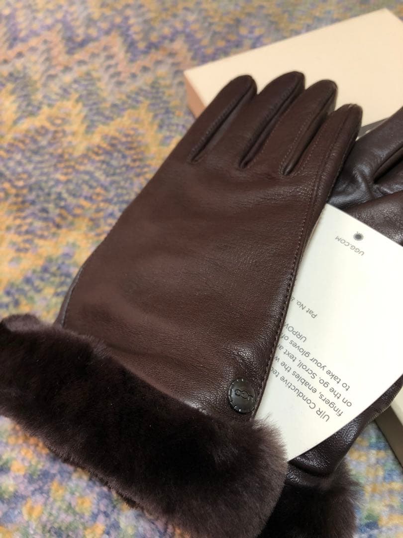 新品未使用★UGGレザー手袋　チョコブラウン