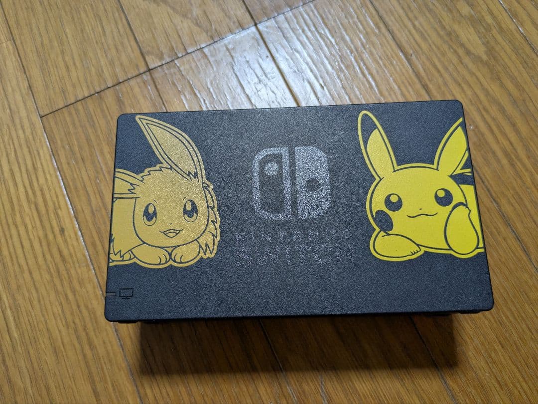 Nintendo Switch ピカチュウデザイン 本体