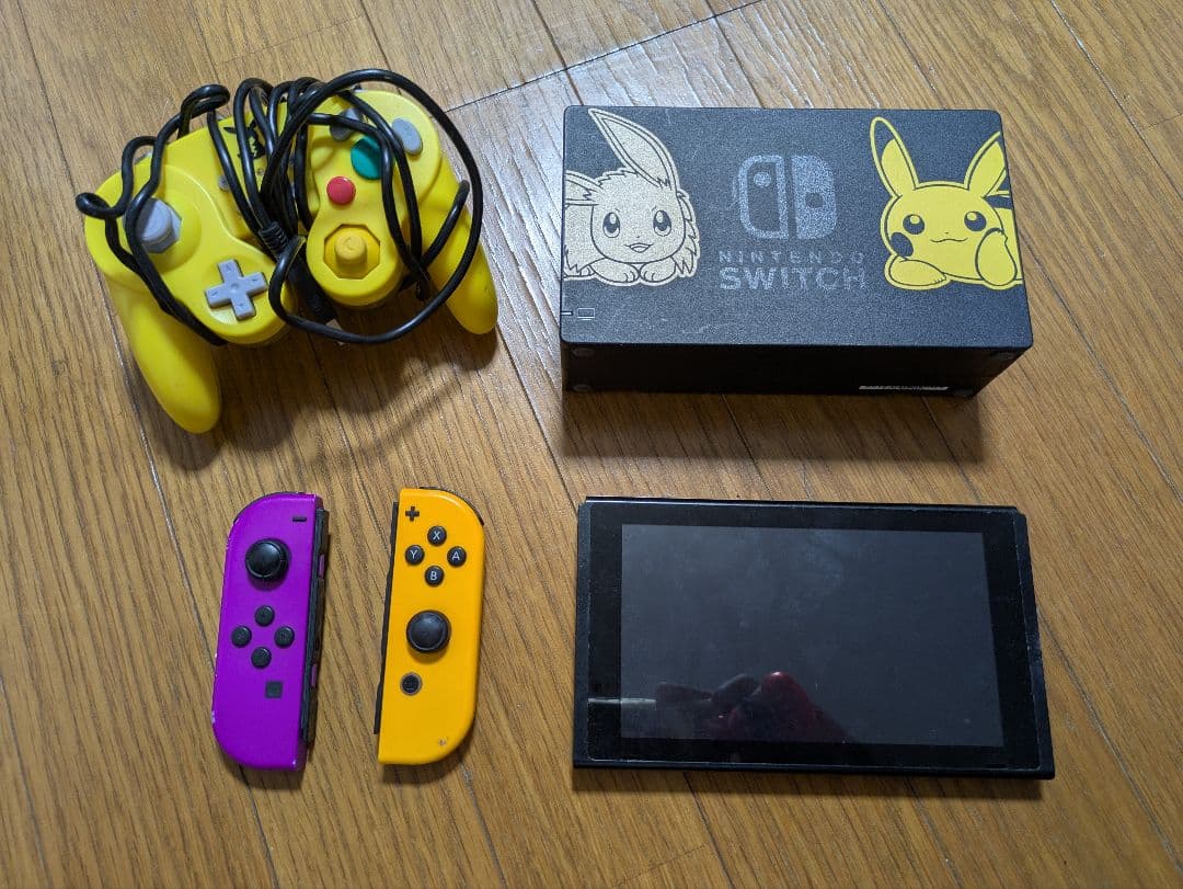 Nintendo Switch ピカチュウデザイン 本体