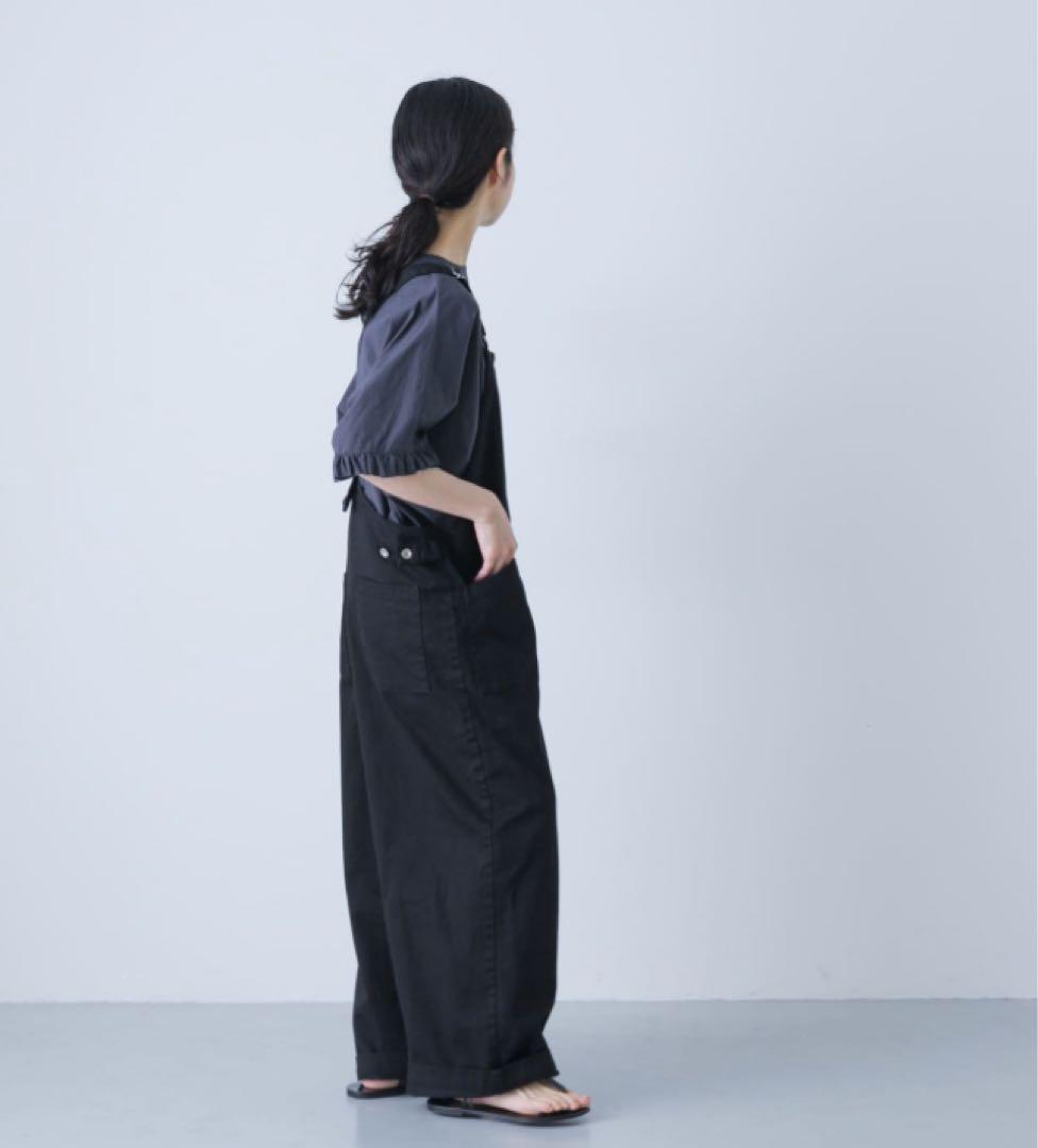 【新品・タグ付き】　かぐれ　バッククロスサロペット　BLACK