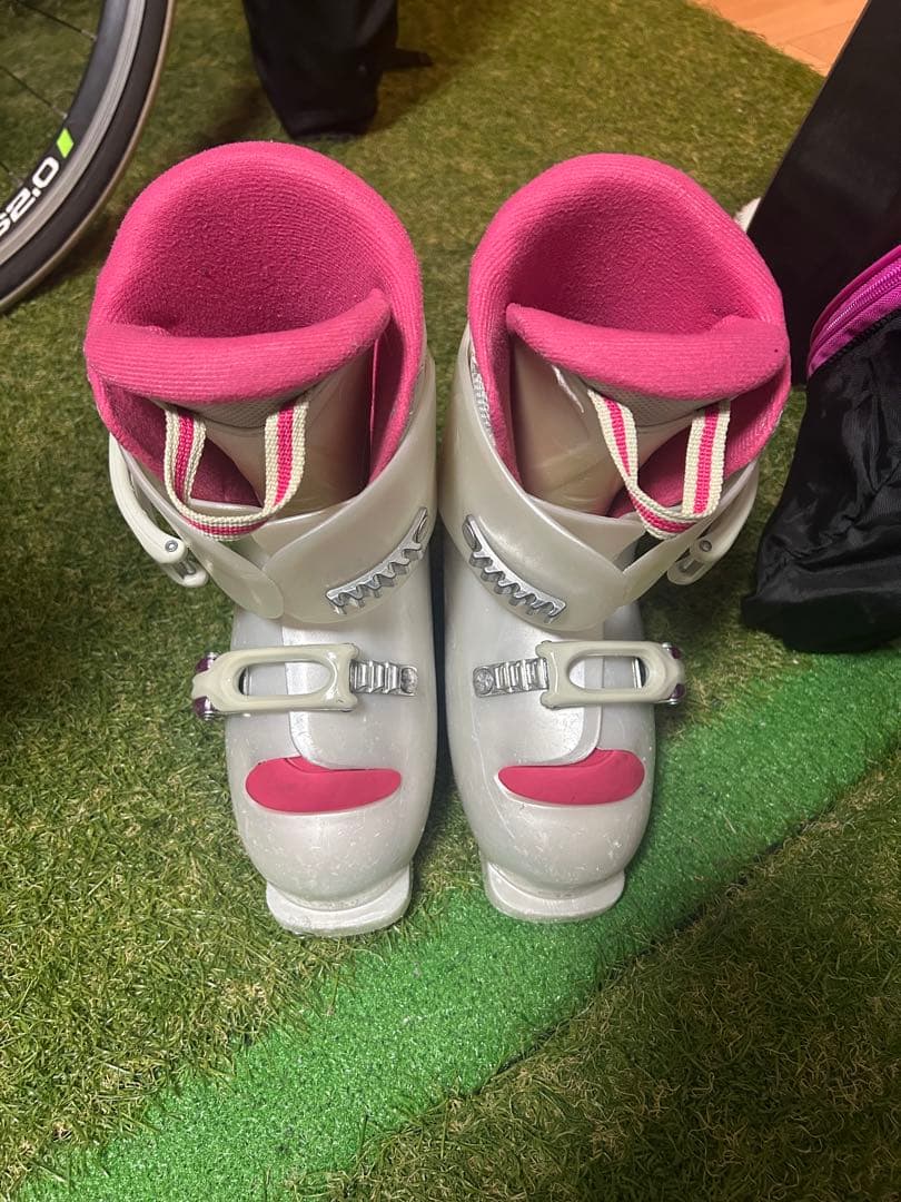 破格！女の子用　スキー5点セット　スキー学習に最適　札幌近郊は要相談