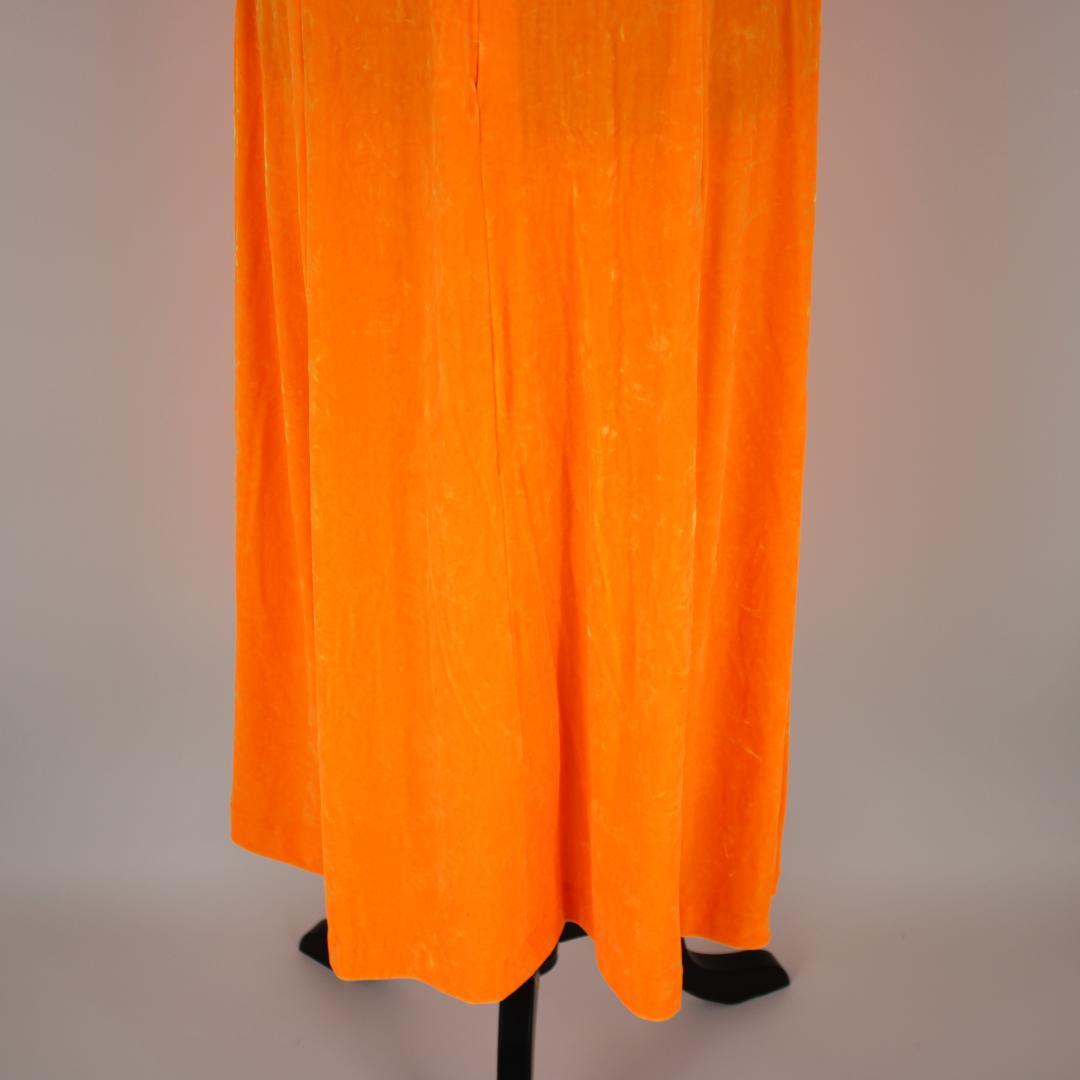 【フラダンス用衣装 ベロアドレス】光沢艶有り オレンジ オーガンジーフリル付き