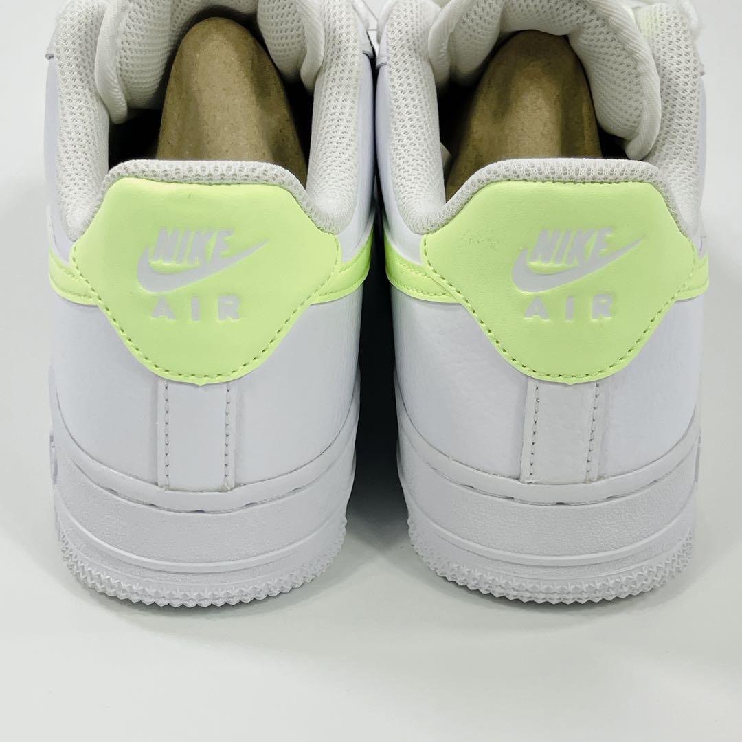 NIKE WMNS AIR FORCE 1'07 24cm デッドストック