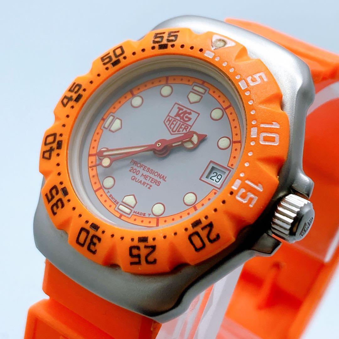 585 タグホイヤー　373.508 フォーミュラ1 200 腕時計　レアカラー