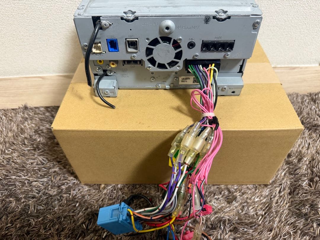 DAIHATSU NAVI ダイハツ純正 NMZK-W67D 地デジ/DVD可