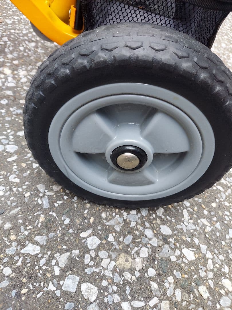 HUMMER 三輪車 イエロー