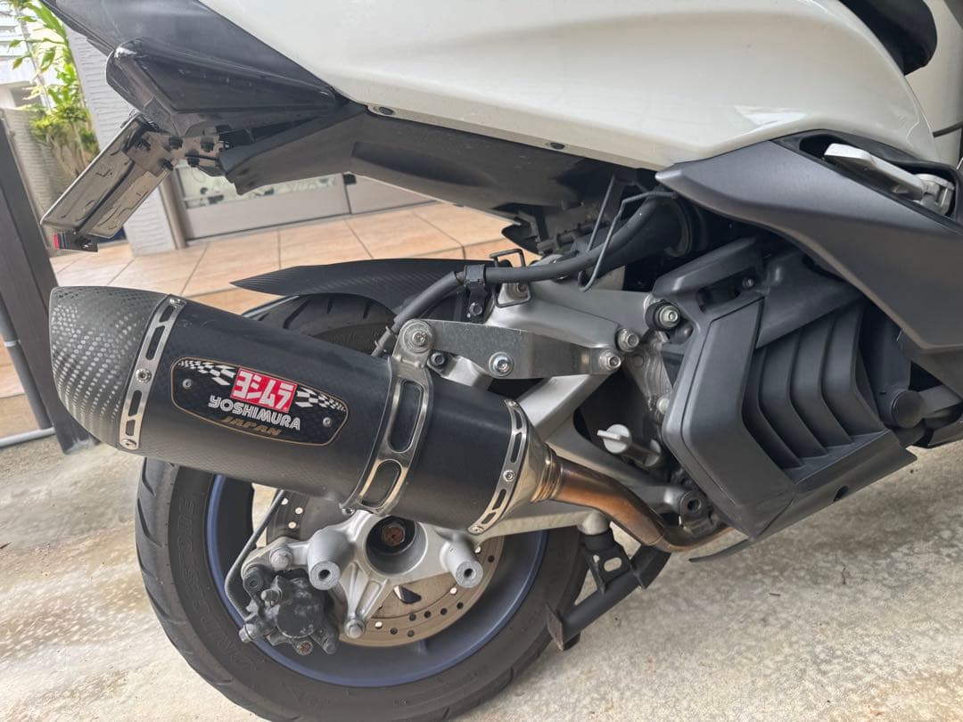 ヨシムラマフラーマジェスティS155 SC52 YOSHIMURA