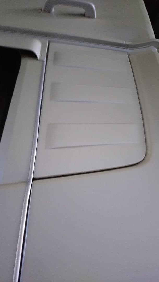 クオン純正メッキクォーターガーニッシュ左右セット