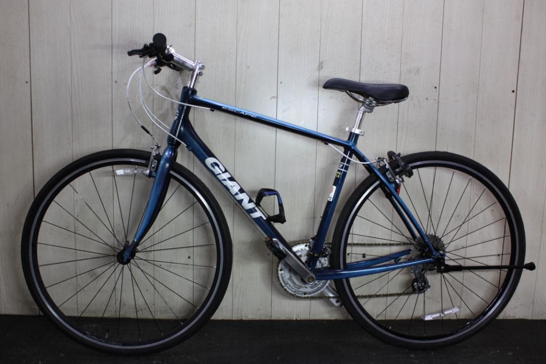 GIANT ESCAPE R3 700C 24速 500mm 青色 クロスバイク