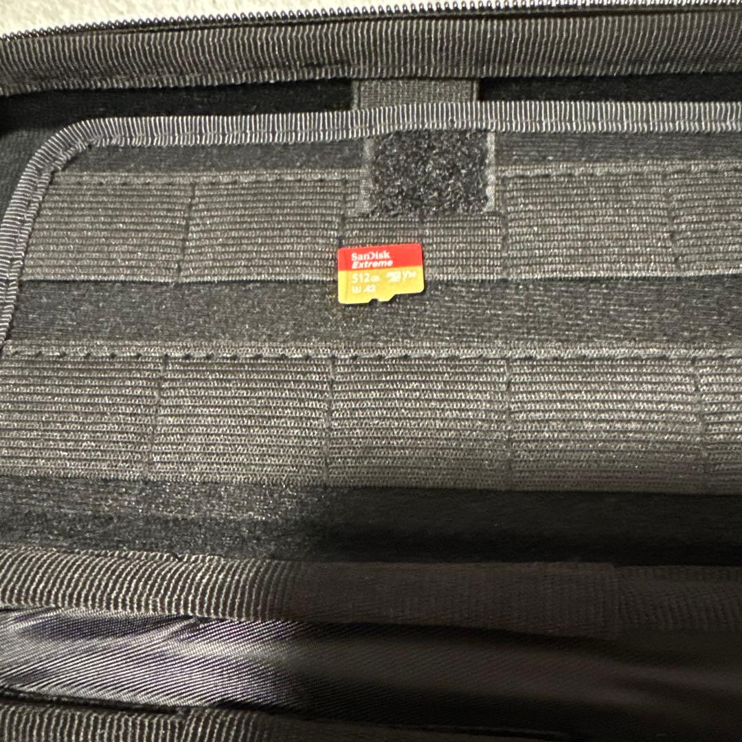 ケース＆SDカード＆充電器　付きNintendo Switch Lite 本体