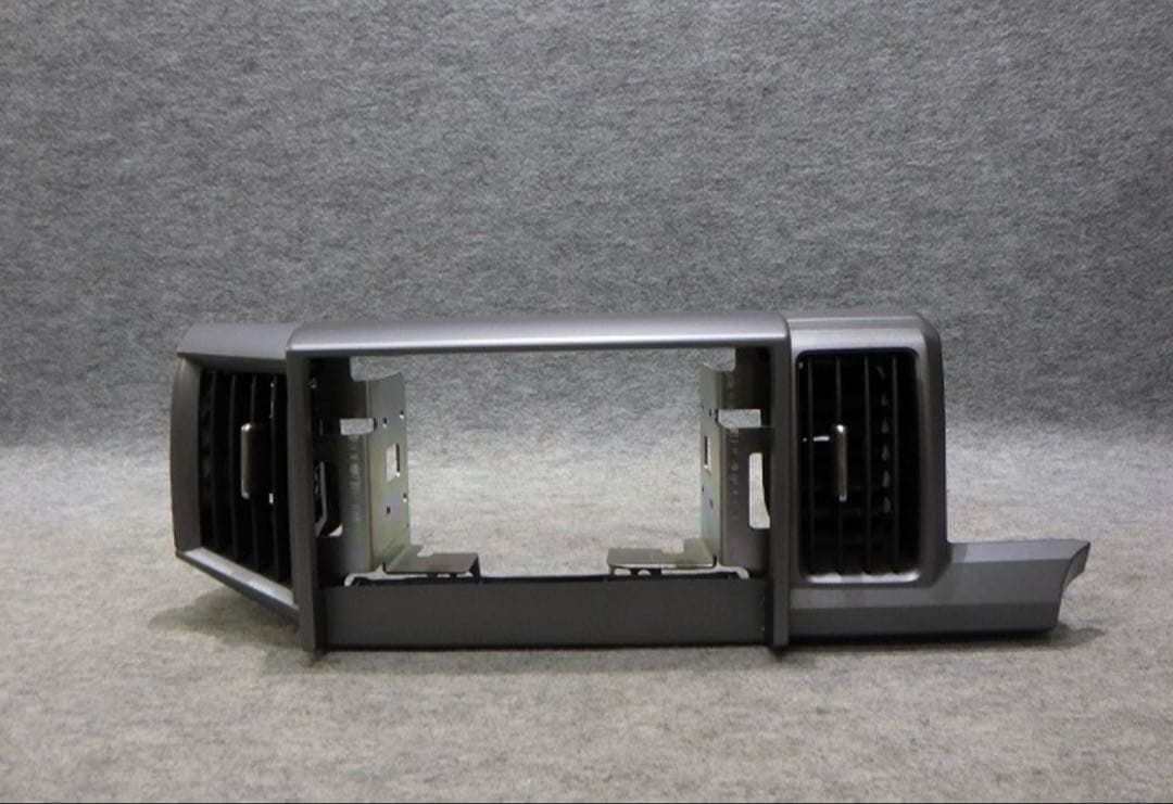 ホンダ　ステップワゴン RK オーディオパネル 9インチ純正ナビパネル　美品