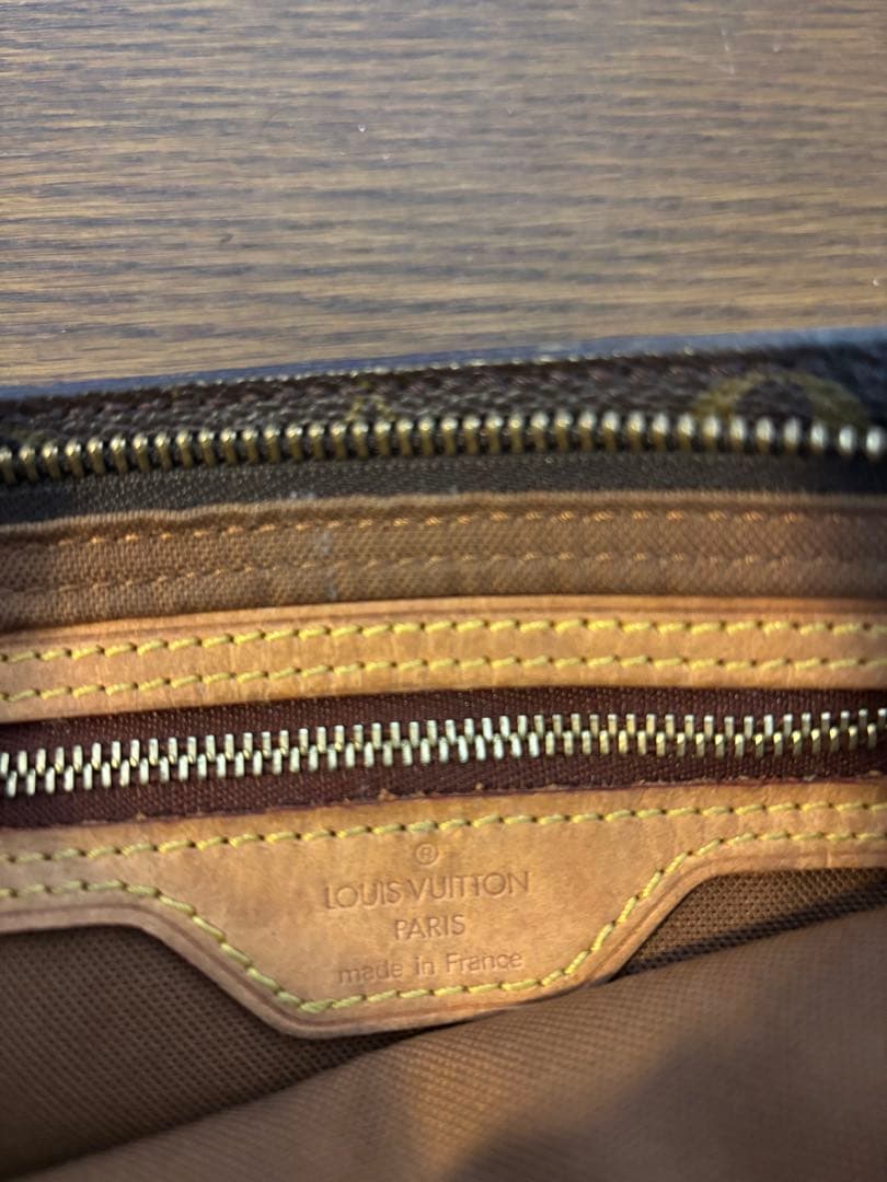 Louis Vuitton ルイ・ヴィトン「トロター」（型番：M51240）